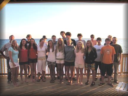 Front Row: Meg Stark, Natalie Mulloy, Bridget Killian, Elizabeth Grainger, Sarah Allen Ray, Alex Pierce, Anna Grainger, Sloane Baxter, Eleanor Phillips. Back Row: John Morse, Paschall Davis, Falkner Werkhaven, Daniel Musselwhite, Jack Murfee, Nathan Stinson, Jarvis Werkhaven, Chase Lovelace, Seth Akers-Campbell, Taylor Charles, Brad Kale, KC Gordon. Not Pictured: Hannah Runyon-Hass, Rachel Deutsch.